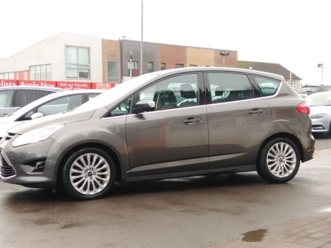 2025 Ford C-max