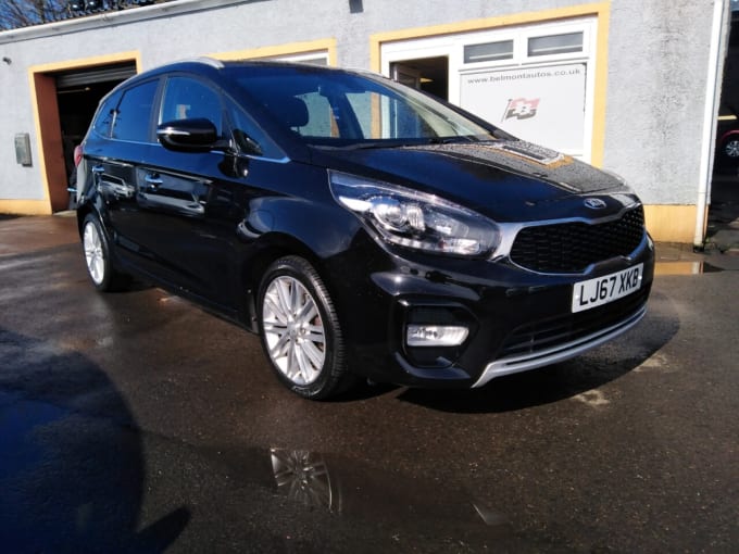 2025 Kia Carens