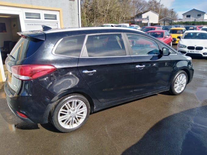 2025 Kia Carens