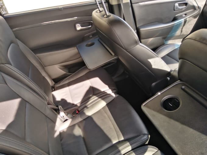 2025 Kia Carens