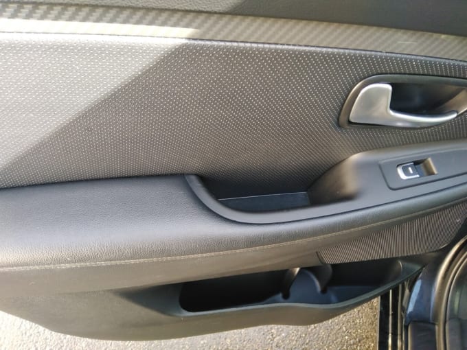 2025 Kia Carens