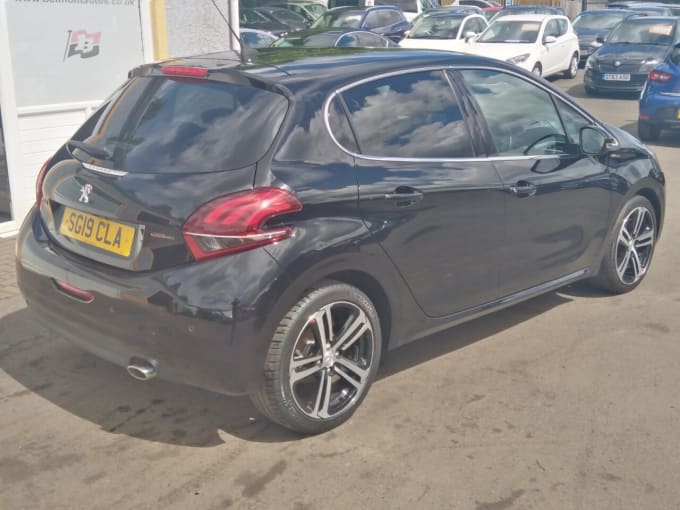 2025 Peugeot 208