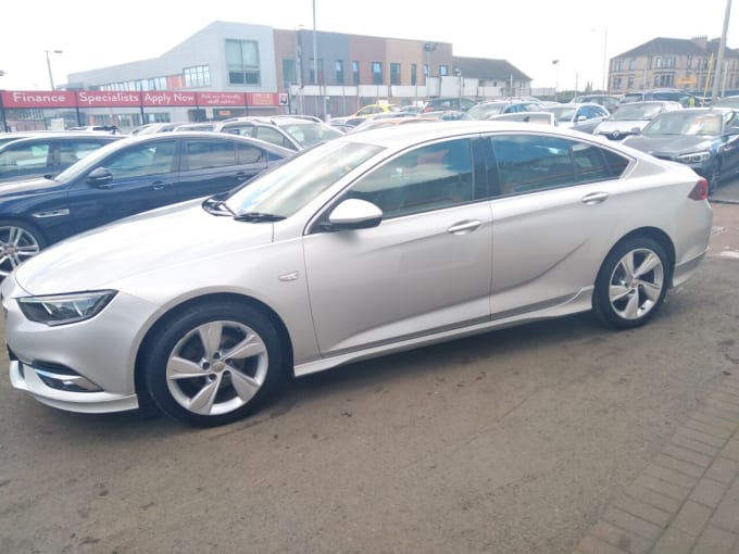2025 Vauxhall Insignia