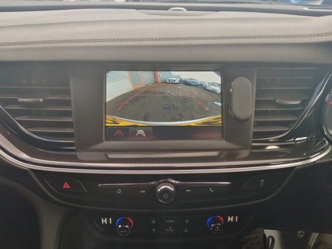 2025 Vauxhall Insignia