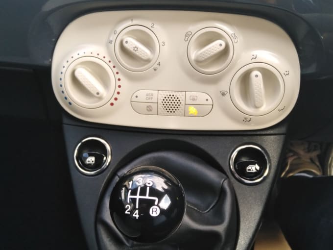 2025 Fiat 500c