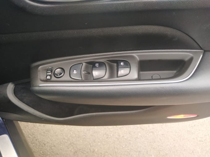 2025 Renault Koleos