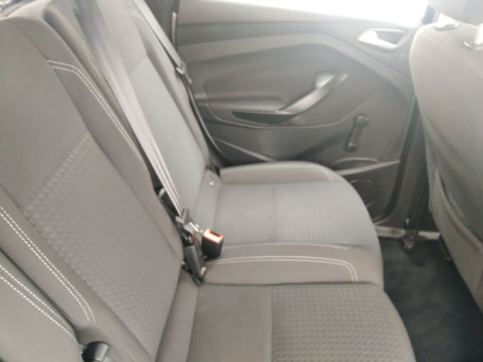 2025 Ford C-max
