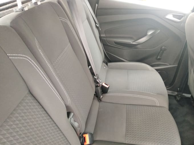 2025 Ford C-max