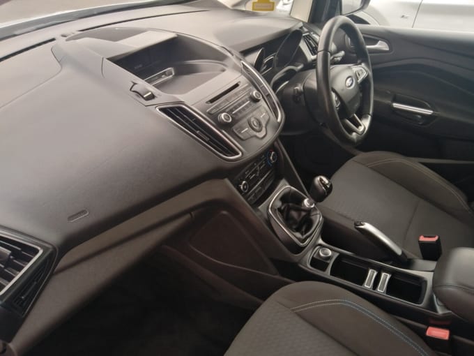 2025 Ford C-max