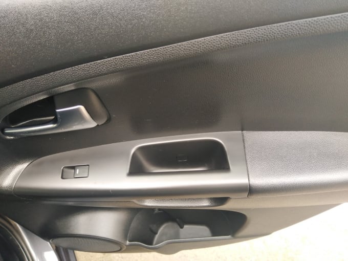 2025 Kia Venga