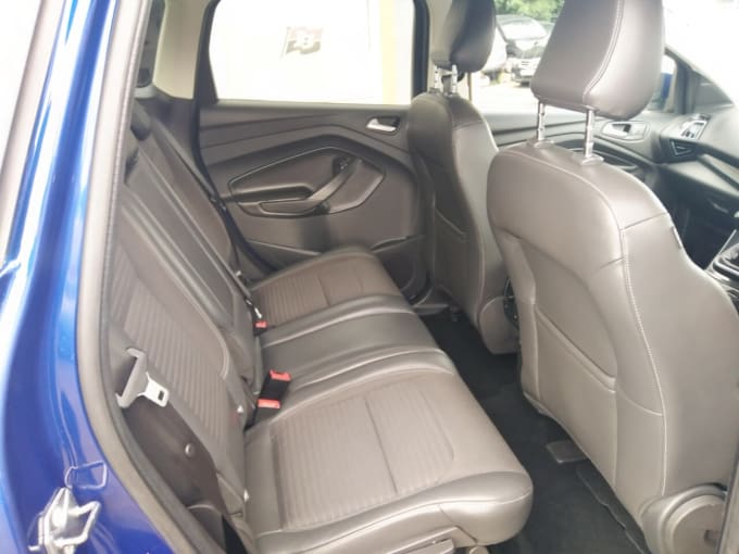 2025 Ford Kuga