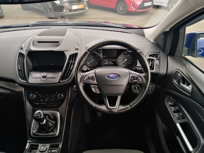 2025 Ford Kuga
