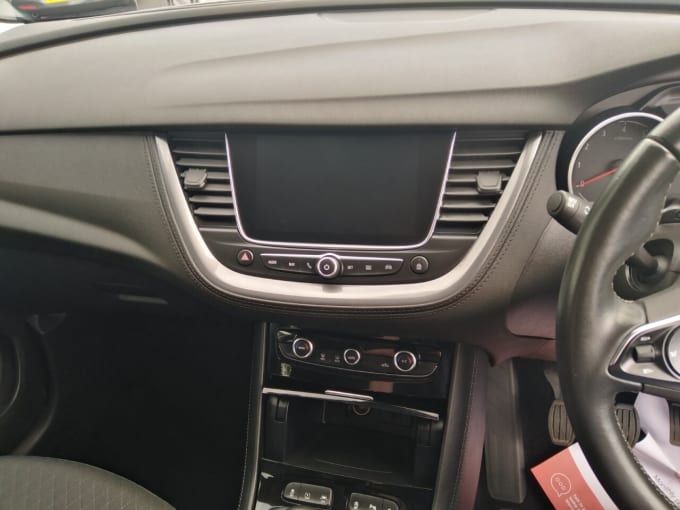 2025 Vauxhall Grandland X