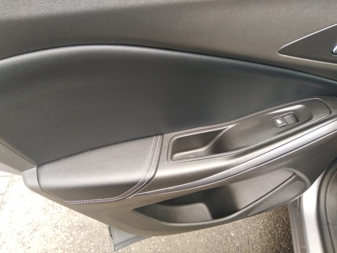 2025 Vauxhall Grandland X