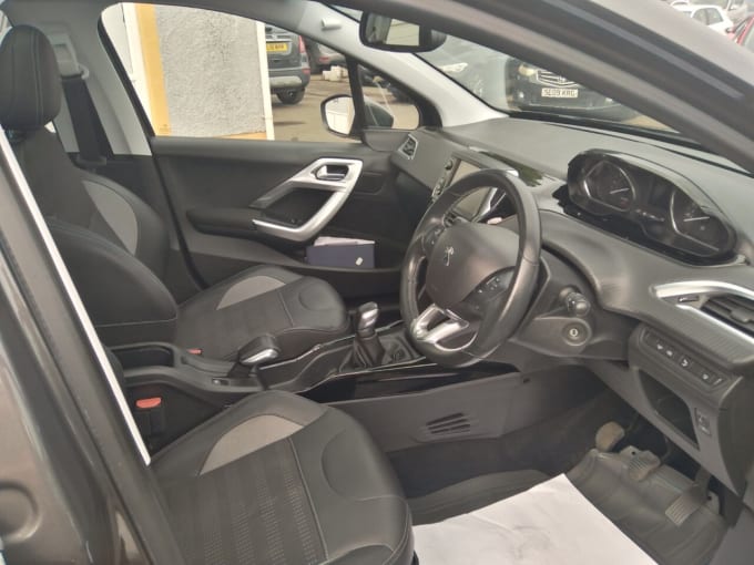 2025 Peugeot 2008