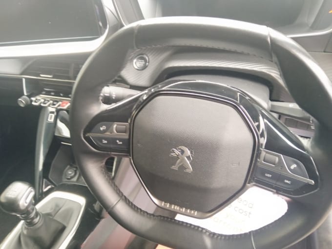 2025 Peugeot 208