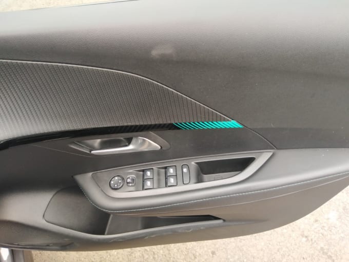 2025 Peugeot 208