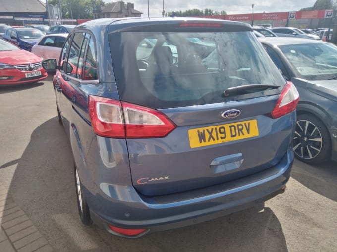 2025 Ford Grand C-max