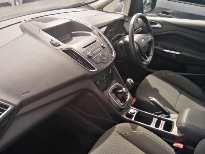 2025 Ford Grand C-max