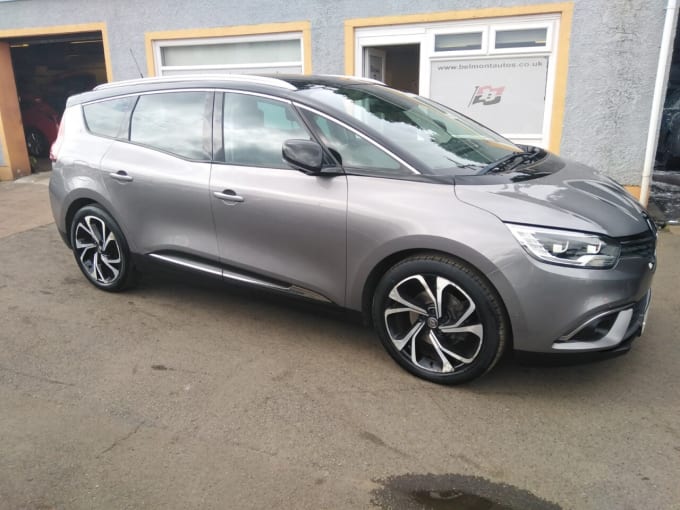 2025 Renault Grand Scenic