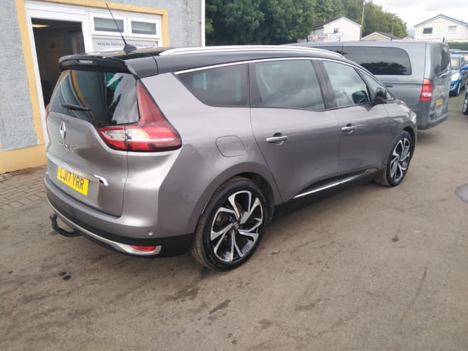 2025 Renault Grand Scenic
