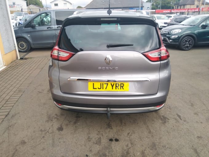 2025 Renault Grand Scenic
