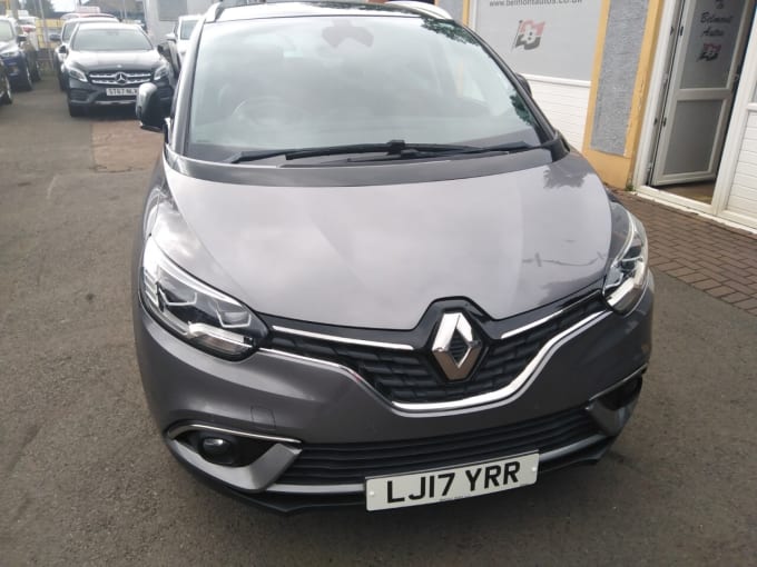 2025 Renault Grand Scenic