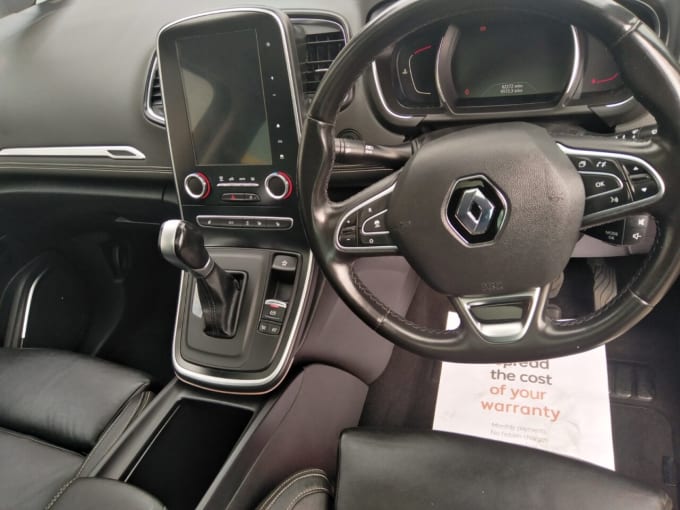 2025 Renault Grand Scenic