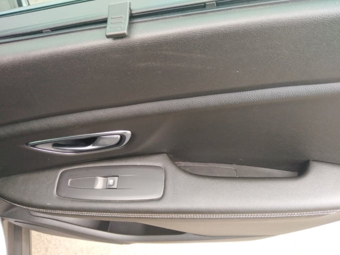 2025 Renault Grand Scenic
