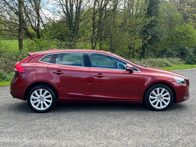 2013 Volvo V40