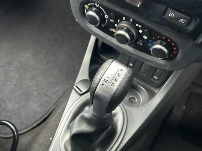 2025 Dacia Duster