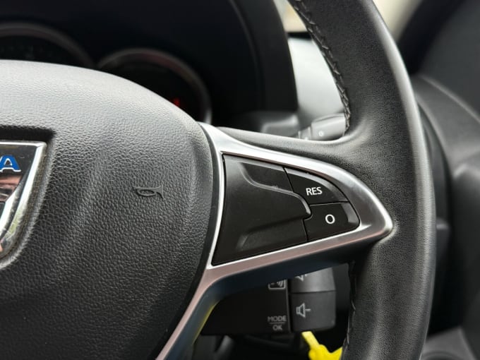 2025 Dacia Duster