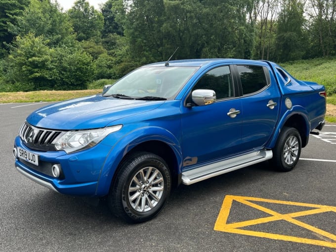 2024 Mitsubishi L200