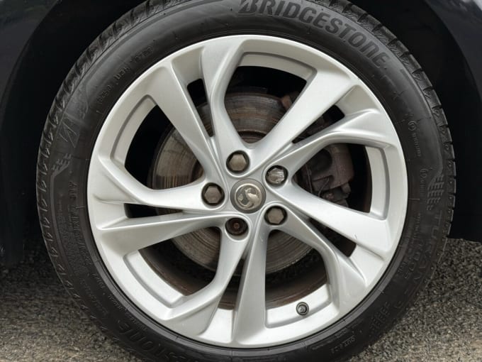 2025 Vauxhall Astra