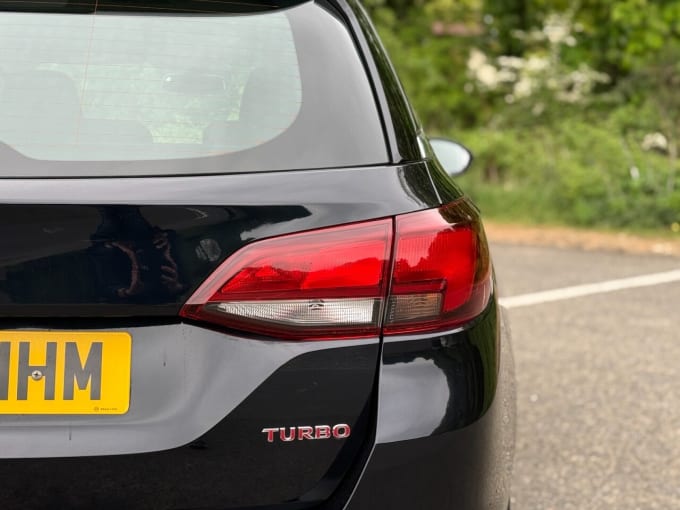 2025 Vauxhall Astra