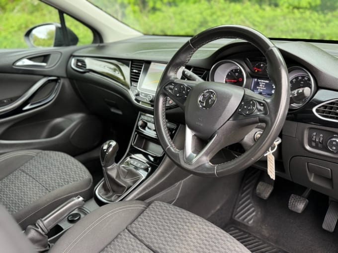 2025 Vauxhall Astra