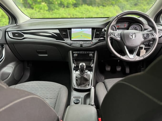 2025 Vauxhall Astra