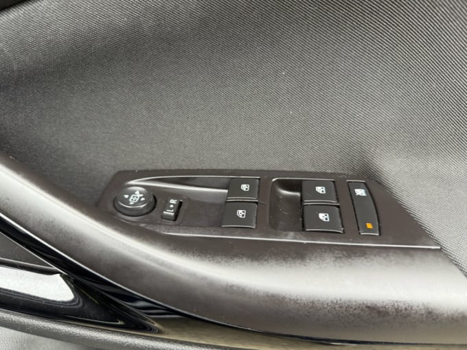 2025 Vauxhall Astra