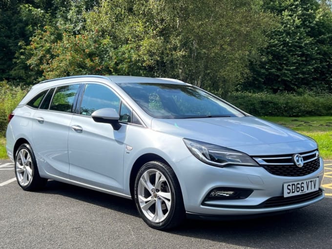 2025 Vauxhall Astra