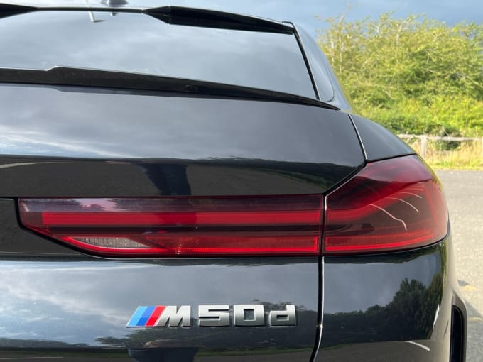 2020 BMW X6