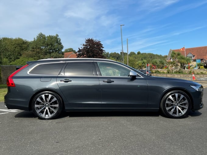 2024 Volvo V90