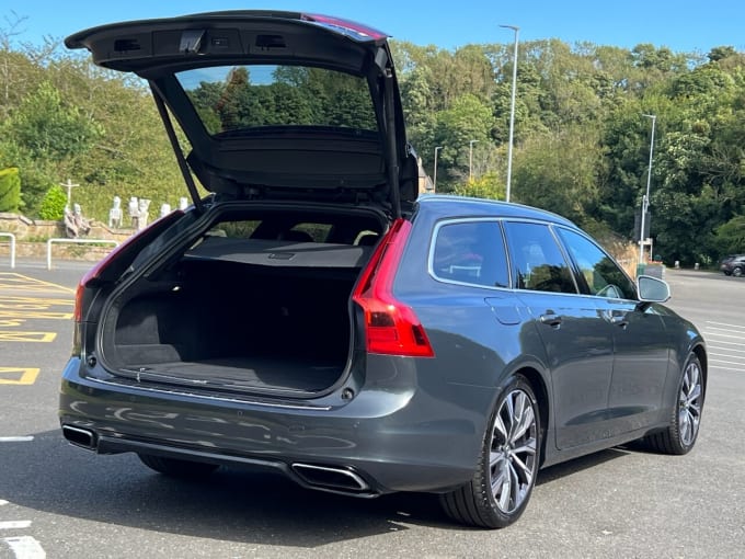 2024 Volvo V90