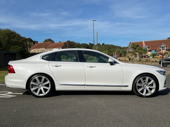 2024 Volvo S90