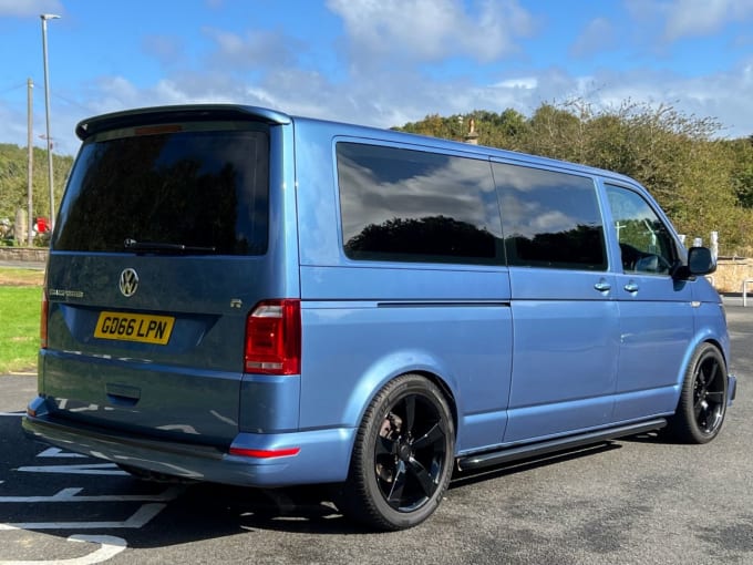 2024 Volkswagen Transporter Shuttle