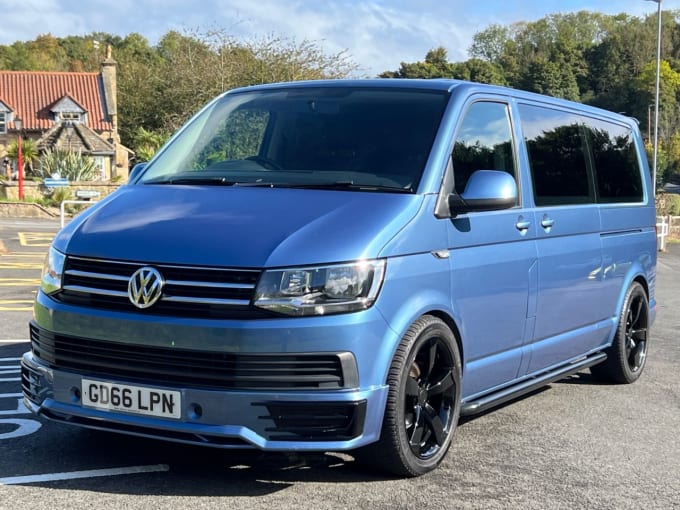 2024 Volkswagen Transporter Shuttle