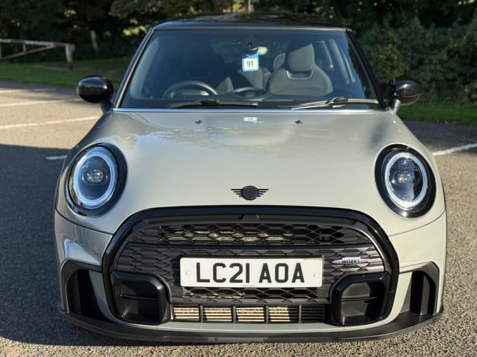 2024 Mini Hatch