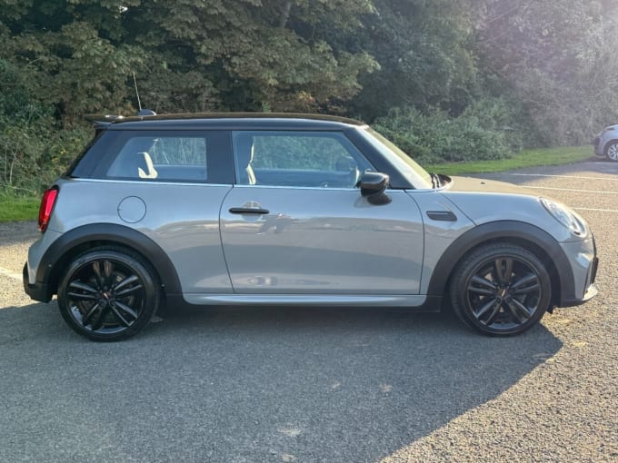 2024 Mini Hatch