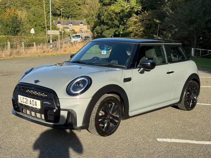 2024 Mini Hatch