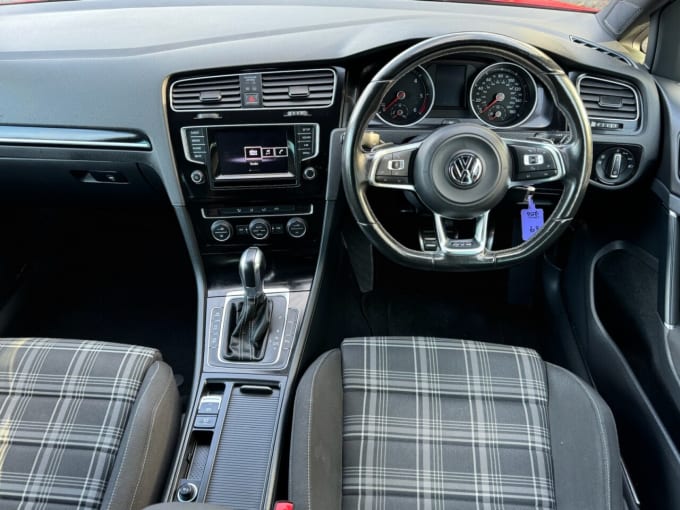 2025 Volkswagen Golf