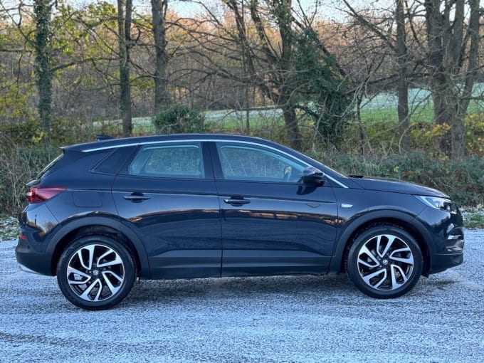 2025 Vauxhall Grandland X